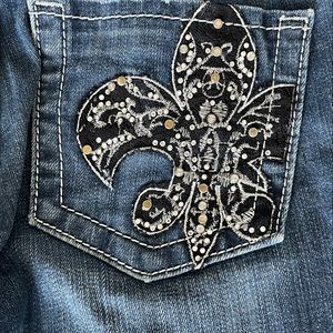 Miss me jeans JP5005–6R boot cut fleur-de-lis size 27/inseam 31.5.
